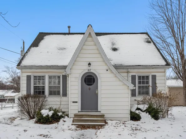 817 Grandview Ave, Waterloo, IA 50703