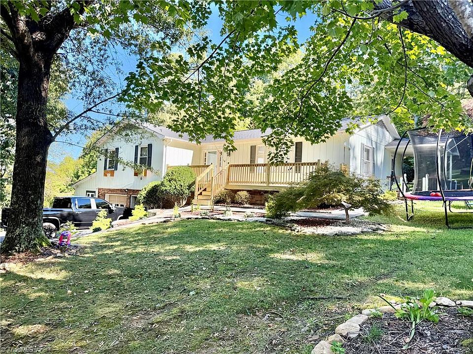 1st image of 1364 Lithia Springs Rd
