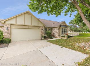 15487 Orchard Ridge Dr #107, Clinton Township, MI 48038