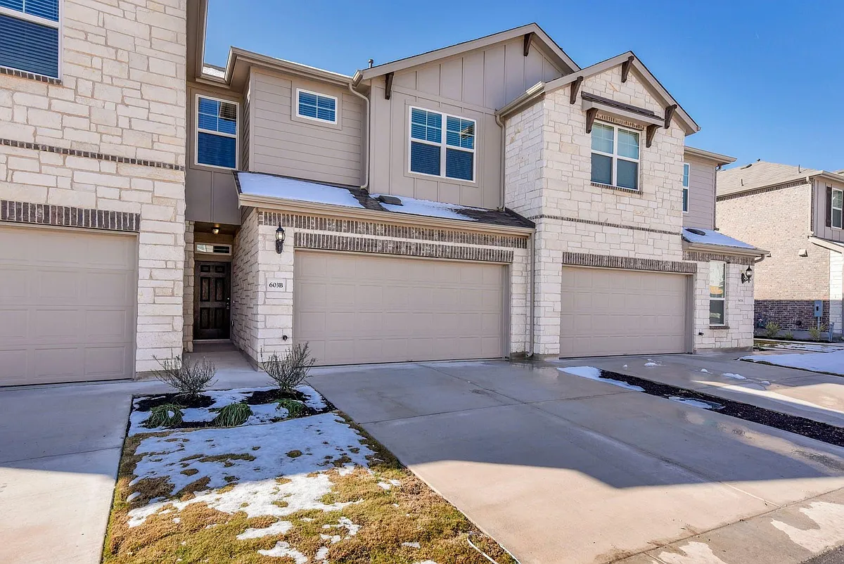 Building Photo - 603B Pearly Eye Dr