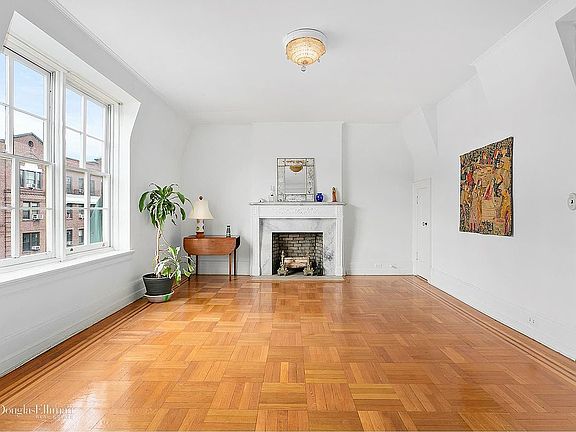 3rd image of 34-22 81st St #51