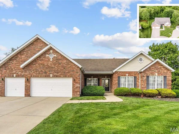 2293 Birmingham Dr, Shiloh, IL 62221