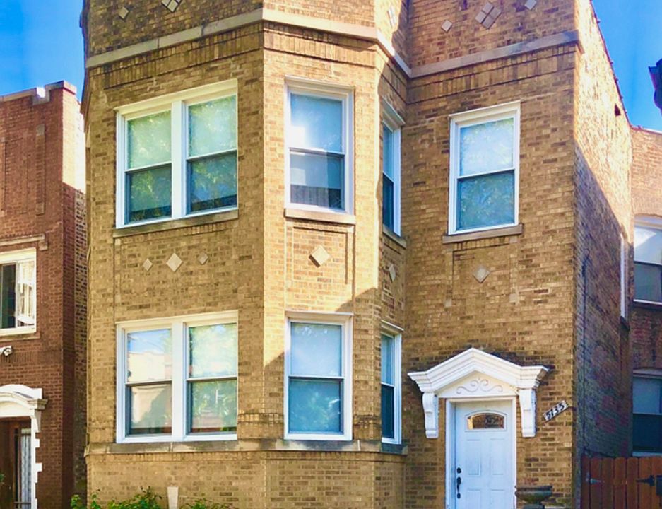 1st image of 5735 N Maplewood Ave #1