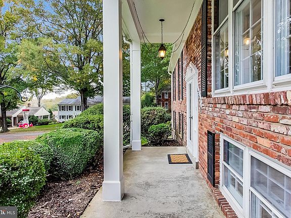 4th image of 12407 Appleby Ct