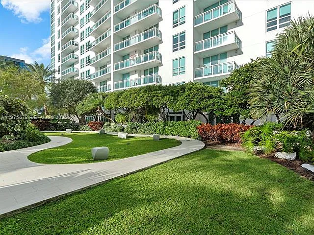 951 Brickell Ave #2610 — Photo 37