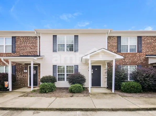 91 Wolf Creek Ln, Lillington, NC 27546