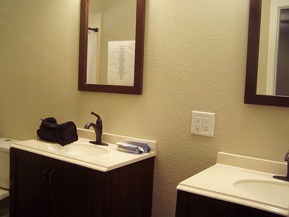 4th image of 18730 Gracie Lee St