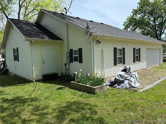 5th image of 32168 Venture Rd