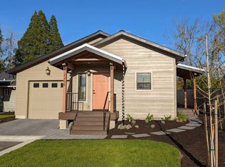 2208 Four Oaks Grange Rd, Eugene, OR 97405