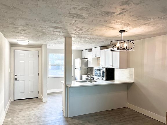 2nd image of 2510 Flintwood Dr #2510