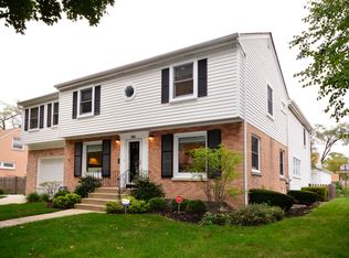 1101 Cleveland Ave, Park Ridge, IL 60068