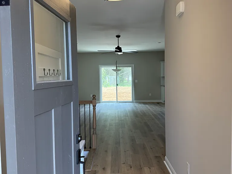 1715 Reel Dr — Photo 2