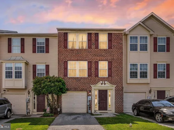 703 Grant Dr, Hanover, PA 17331