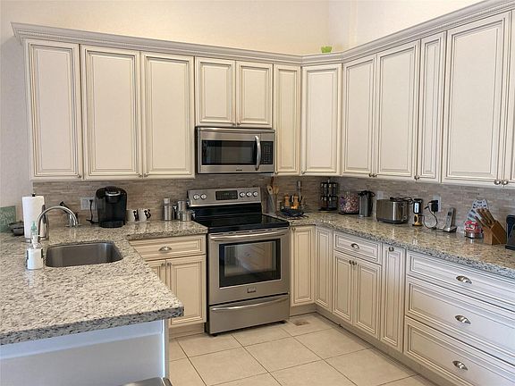 2nd image of 691 NW 111th Way