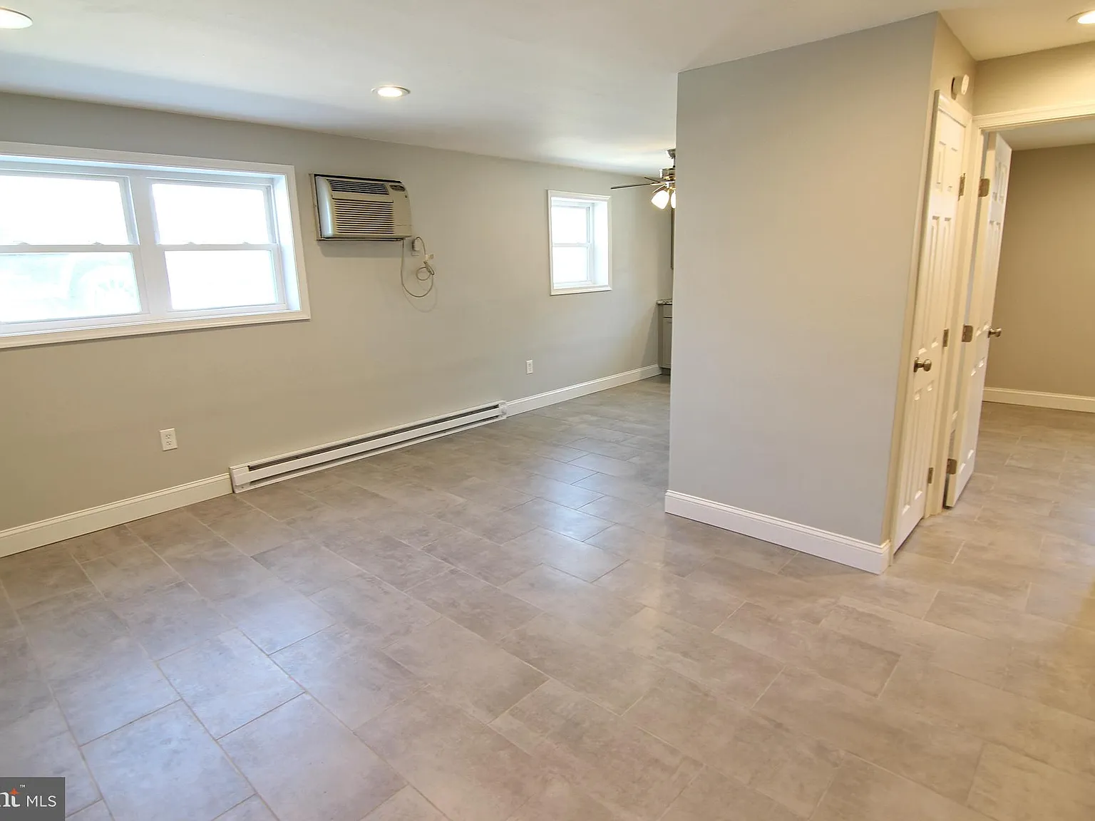 1 bed, 700 sqft, $1,400 — Photo 2