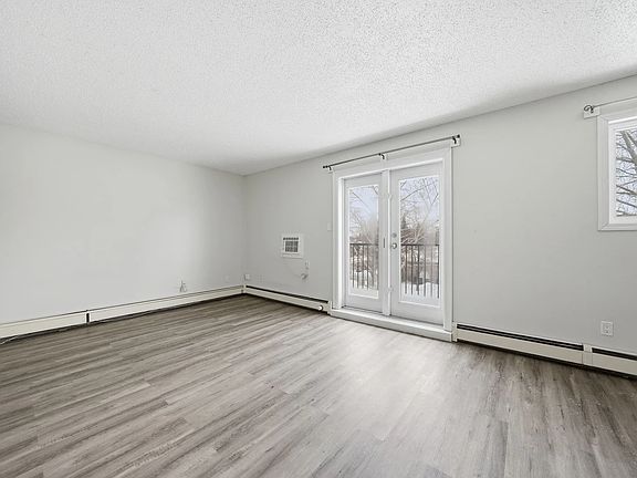 3rd image of 843 15th Ave E #501086