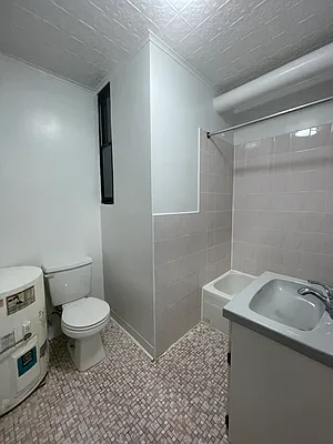 Rented by Oxford Property Group | media 10