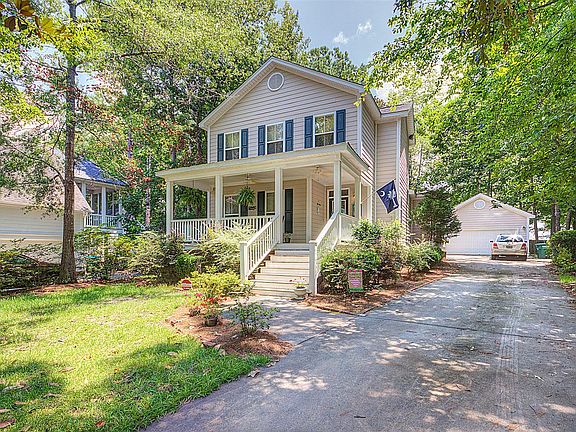 5th image of 111 White Pine Way