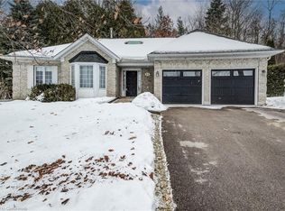 11 Tree Ridge Ct, Cambridge, ON N1S4Y4