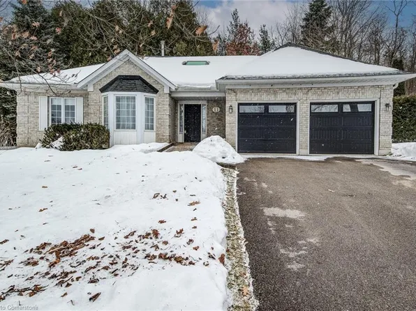 11 Tree Ridge Ct, Cambridge, ON N1S 4Y4