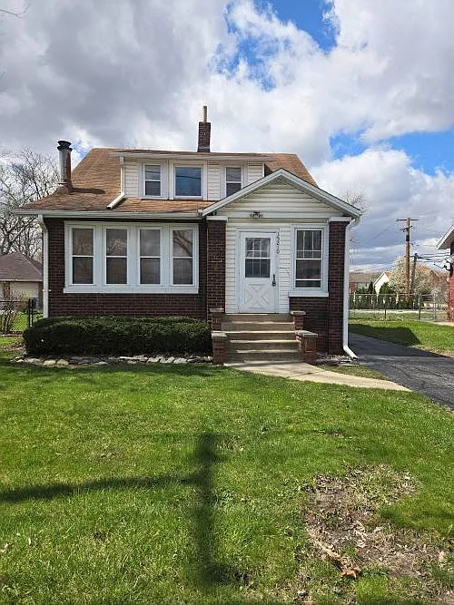 4 bed, 2000 sqft, $3,000 — Photo 1