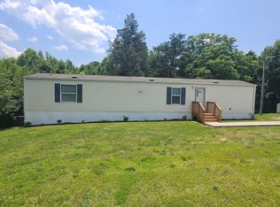 610 Ball Rd, Thomasville, NC 27360