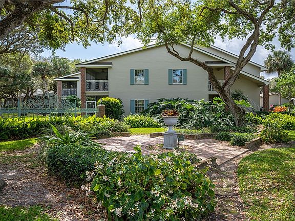 3rd image of 101 W Park Shores Cir #1012W