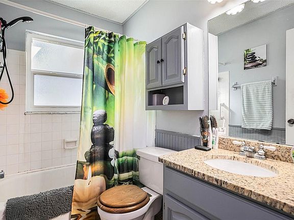 4th image of 3522 Dellefield St