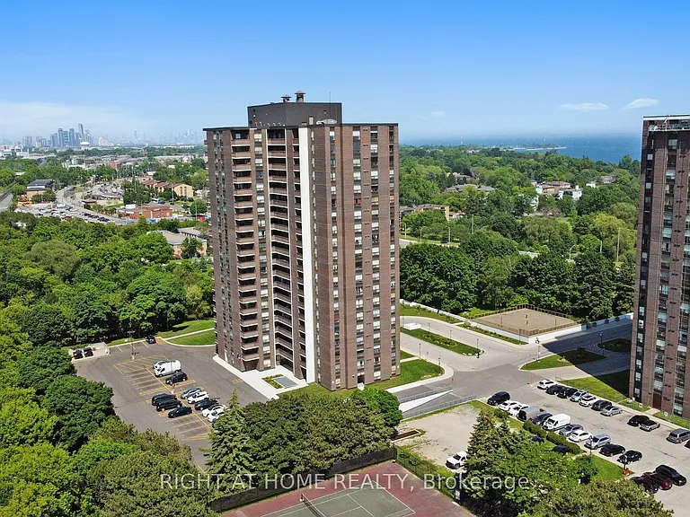 1535 Lakeshore Rd E #808 — Photo 22