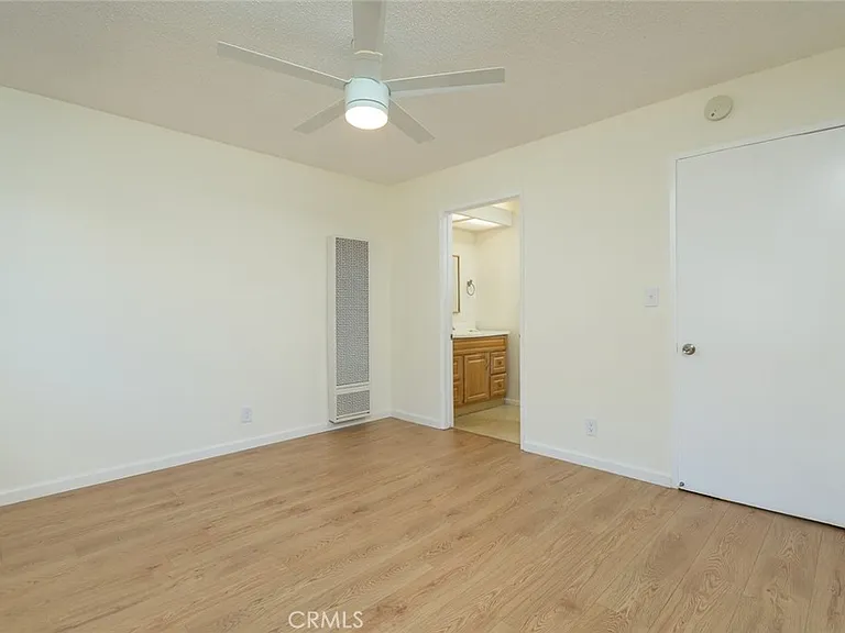 241 N Kenwood St #2 — Photo 8