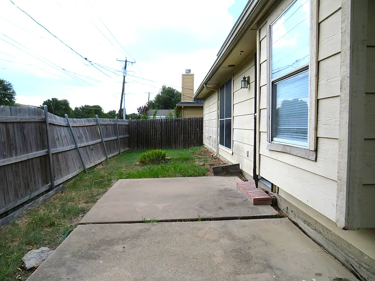 6034 Maple Leaf Dr — Photo 25