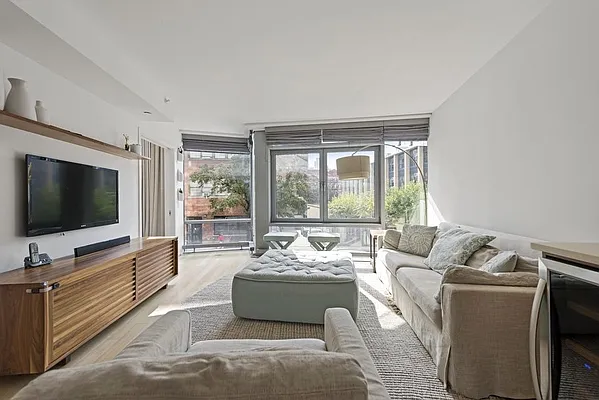 Rented by LG Fairmont Group | media 17