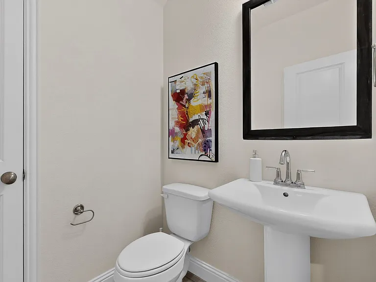 605 Friendswood Dr — Photo 23