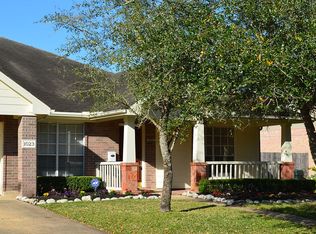 1023 Bayhill Dr, Sugar Land, TX 77479
