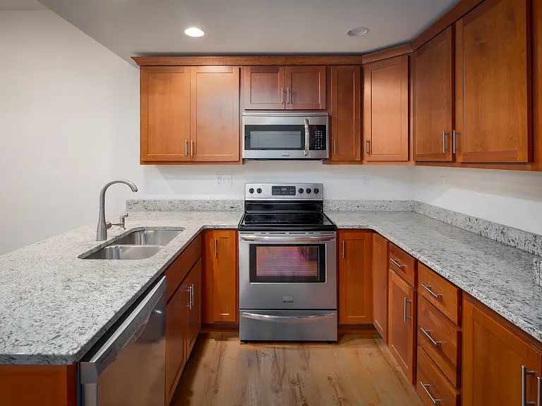 Terrace Park Apartments — Photo 2