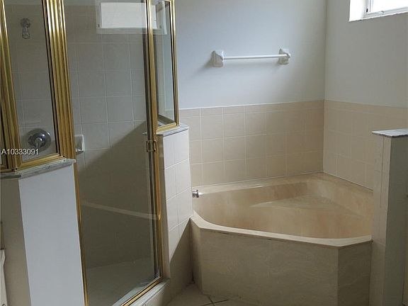 5th image of 2530 Dunwoodie Pl