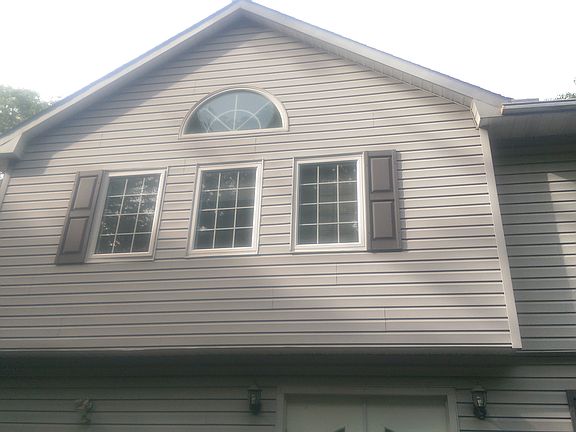 4th image of 40 Avery Road