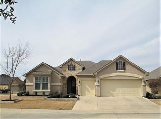 8900 Freeport Dr, Denton, TX 76207