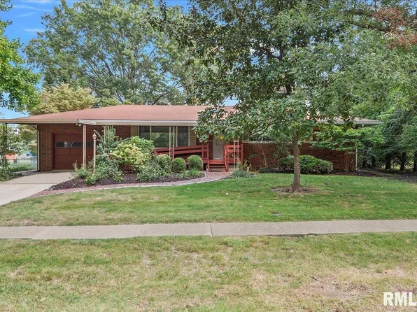 13 Sherry Ln, Rochester, IL 62563