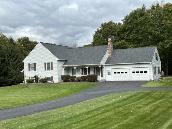15 Meadow Drive, Oakland, ME 04963