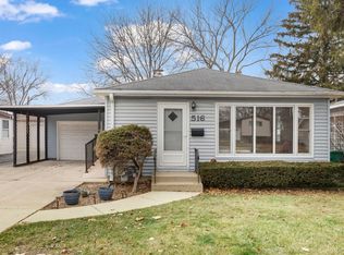 516 S Grace St, Lombard, IL