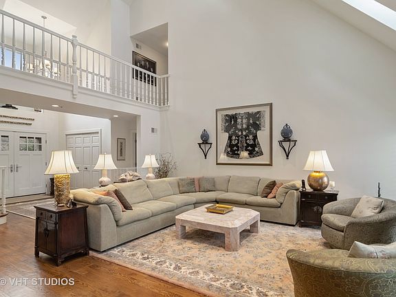 5th image of 4639 Twin Lakes Ln