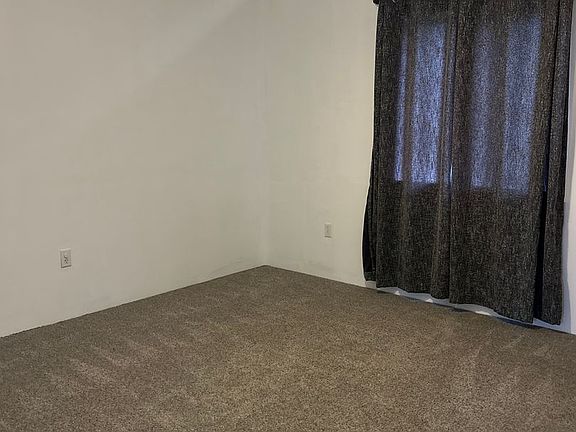 5th image of 2468 Topeka Dr Cabin B