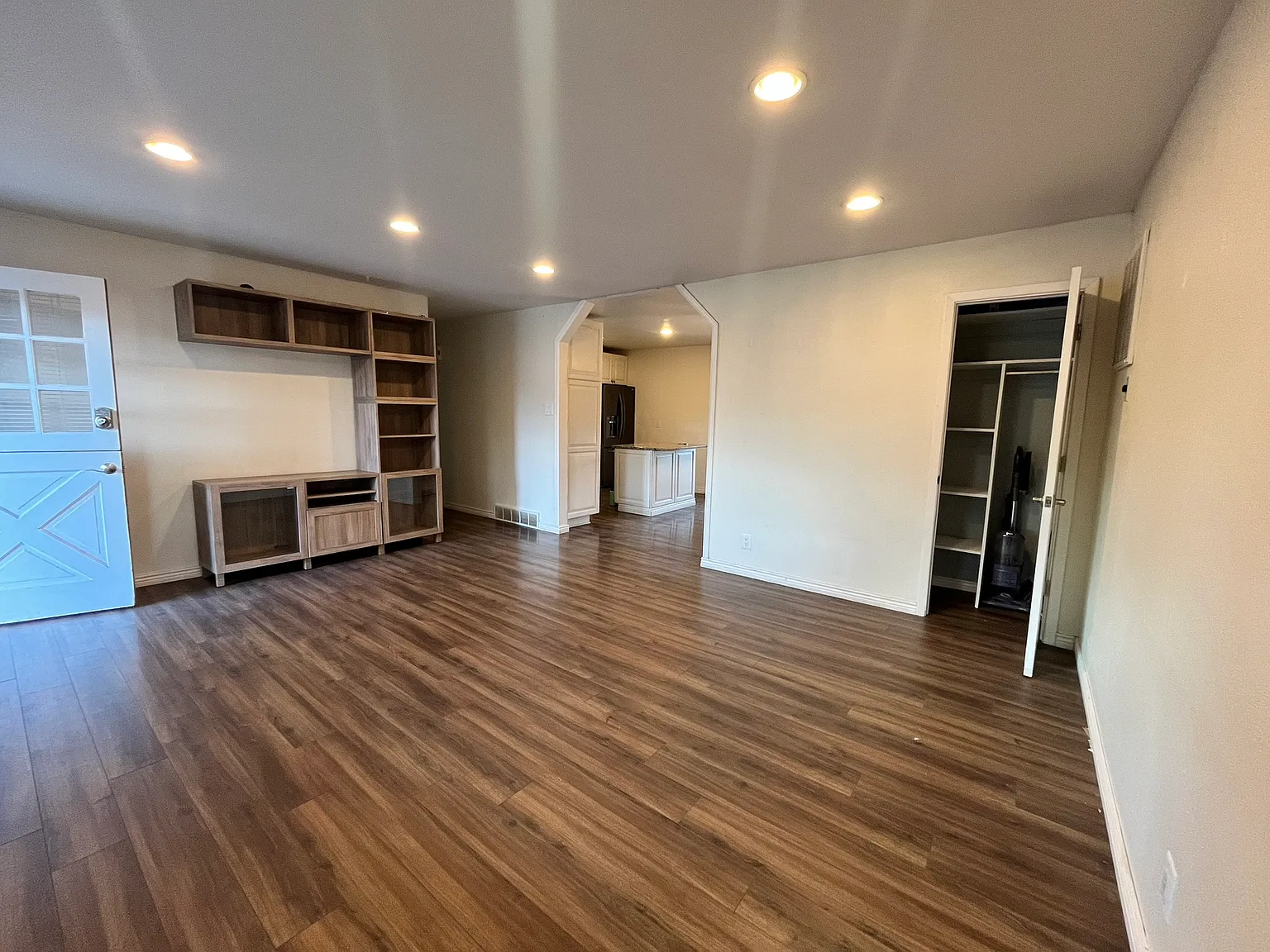 341 Orchard St — Photo 4