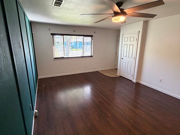 4th image of 2101 Milford Ln