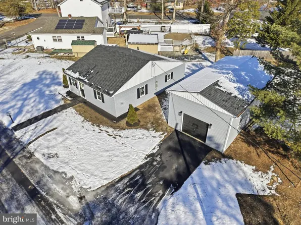 3624 Lake Ave, Williamstown, NJ 08094