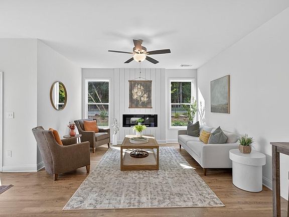 5th image of 159 Windsor Park Ct