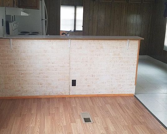 4th image of 3915 Glacier Dr