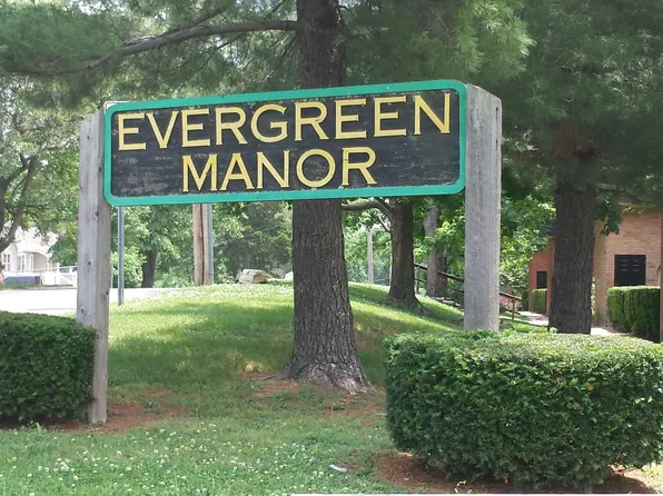 Evergreen Manor Apartments, 3456A Evergreen Ln, Saint Louis, MO 63125
