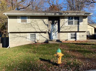 617 Maxwelton Dr, Des Moines, IA 50315